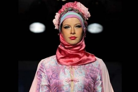ISLAMIC FASHION FESTIVAL a Kuala Lumpur: la moda musulmana guarda a Oriente