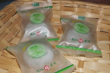 LU CHA MA SU: dolci taiwanesi al gusto di tè verde